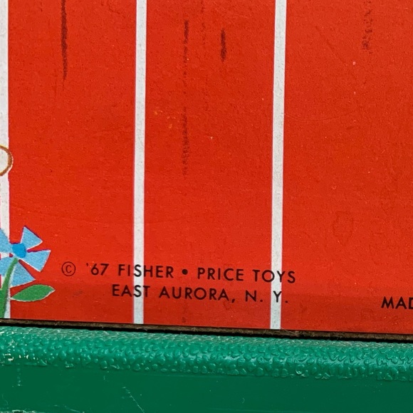 Vintage Fisher Price farm barn - Picture 7 of 10